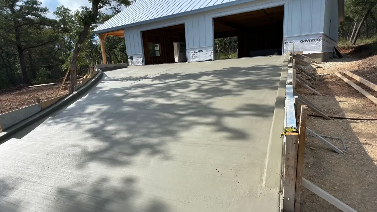 Driveway detail: still frame from an artistic motion study